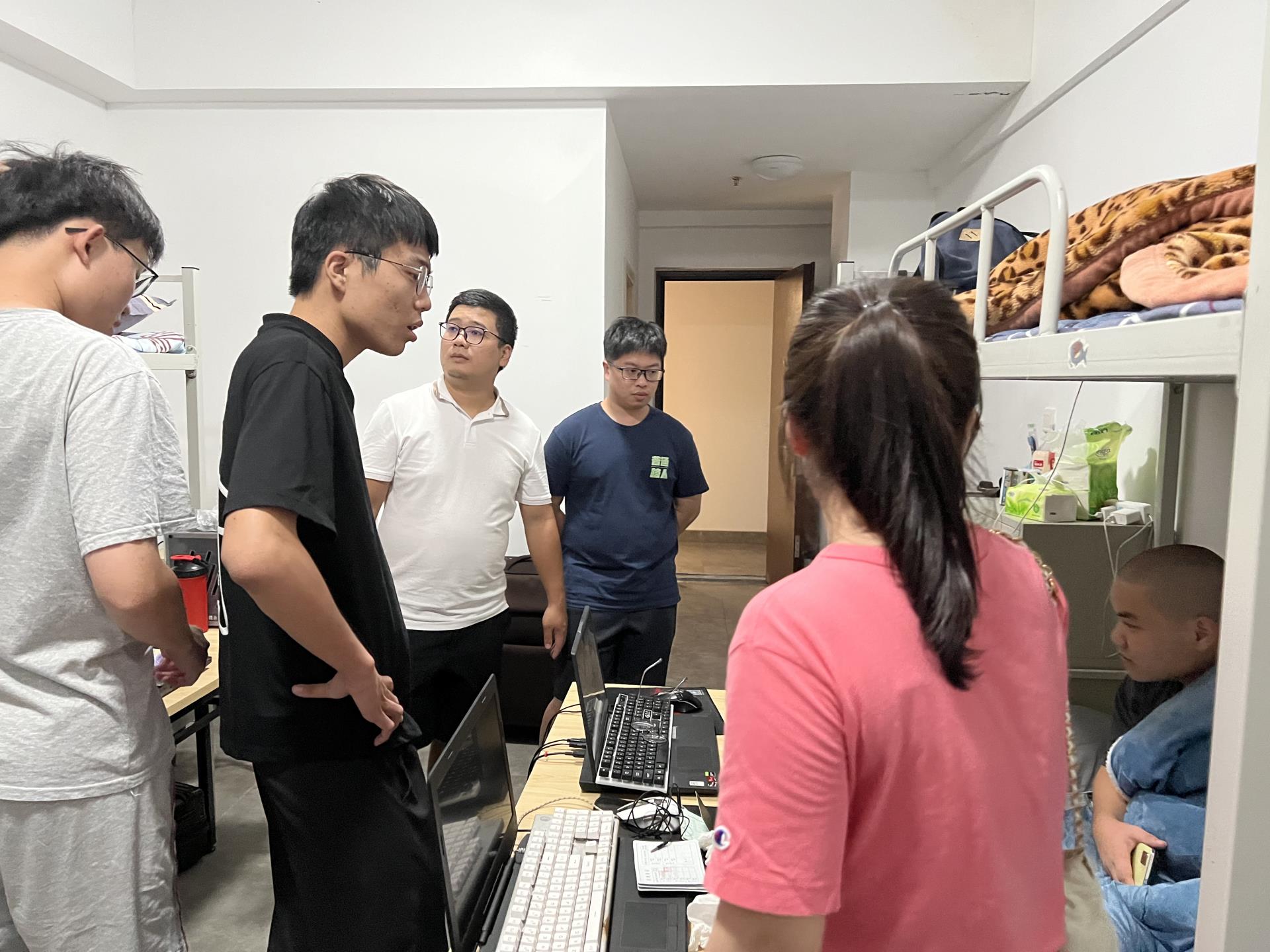 行而不辍，未来可期——信息工程系2020级计算机应用技术人工智能和数字媒体方向学生赴中软国际教育实训基地开展企业综合实训