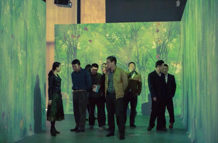 信息工程系动漫专业校企实训作品展。